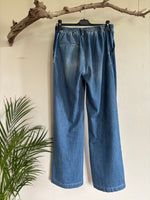 BLACK COLOUR Jeans