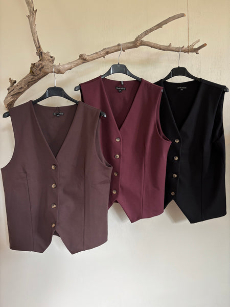 BLACK COLOUR Väst i tre färger