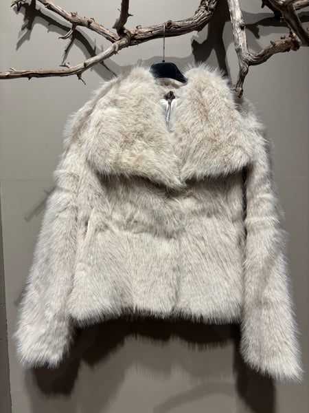 THE MOSHI pälsjacka