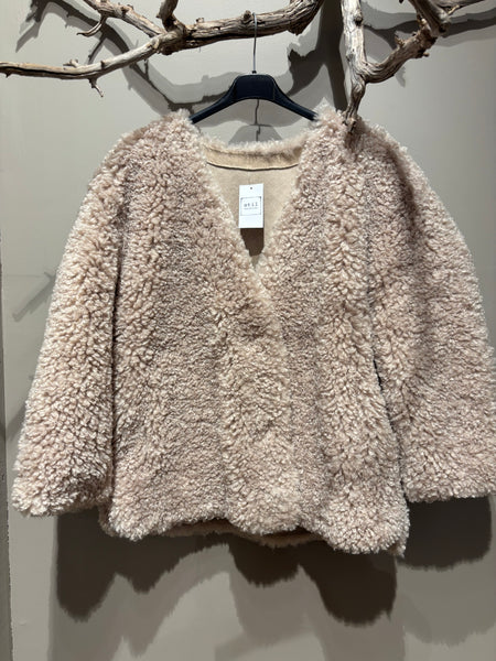 THE MOSHI fuskpälsjacka