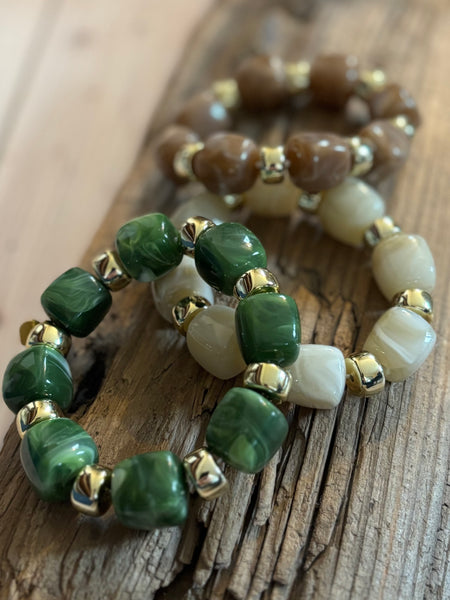 Armband i tre färger